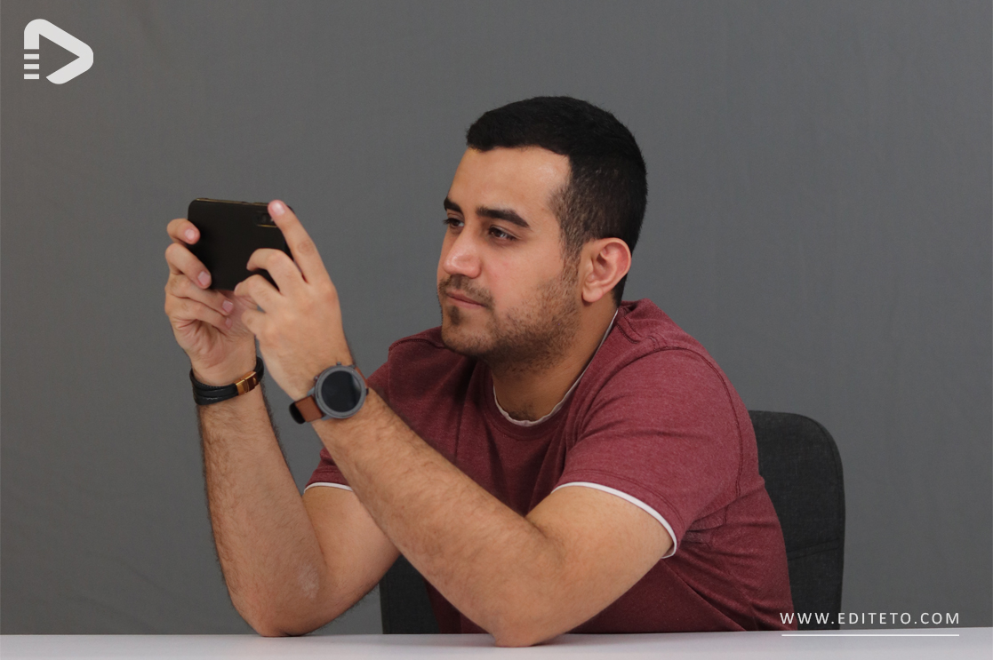 روی ویدیو موسیقی بنداز